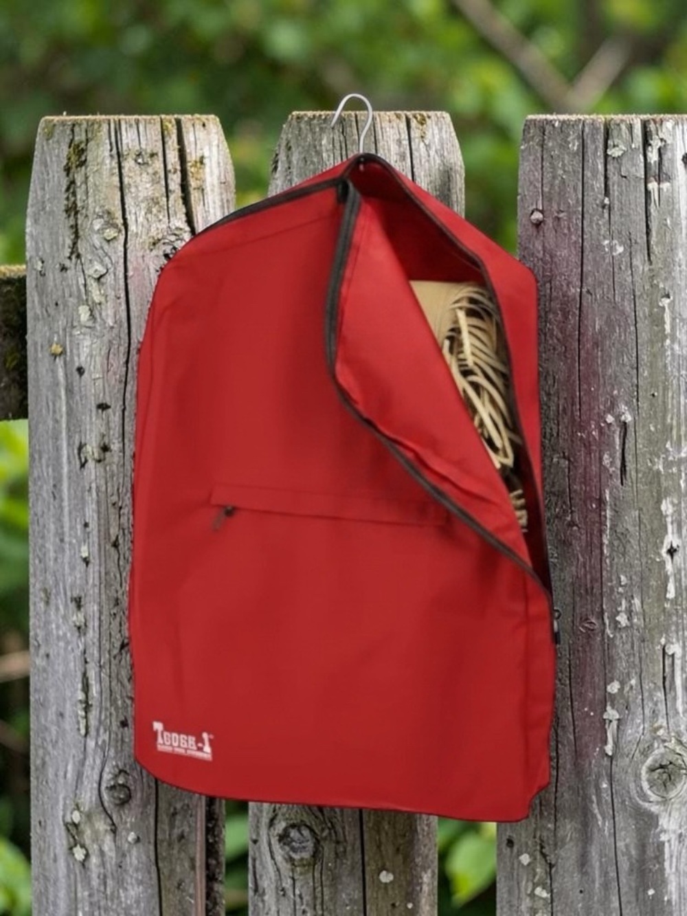 NWT TOUGH ONE Standard Red Chap Carrying Hanging Heavy denier nylon 20" x 30"